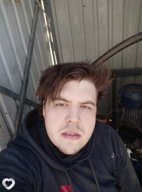 Максим, 33, Мценске — анкета №596019