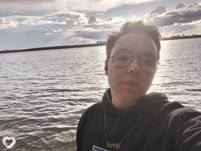 Максим, 21, Москве — анкета №596673
