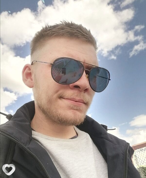 Максим, 24, Донецке — анкета №596500