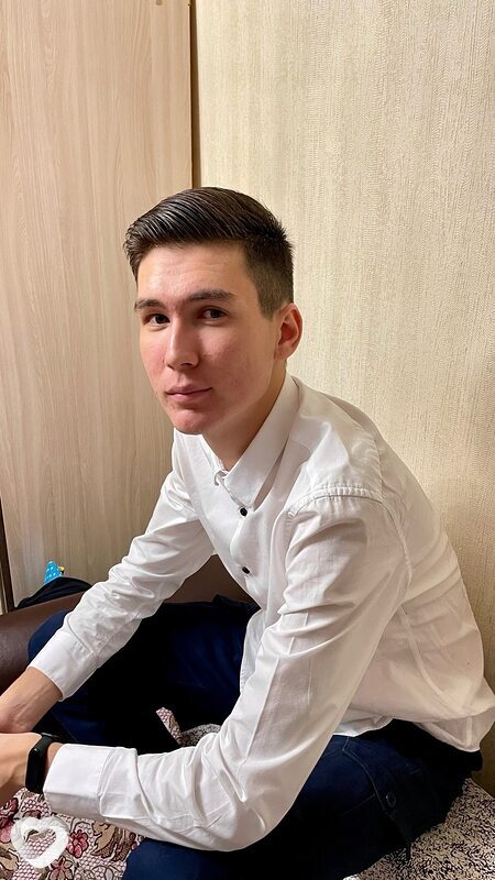 Руслан, 21, Екатеринбурге — анкета №597185