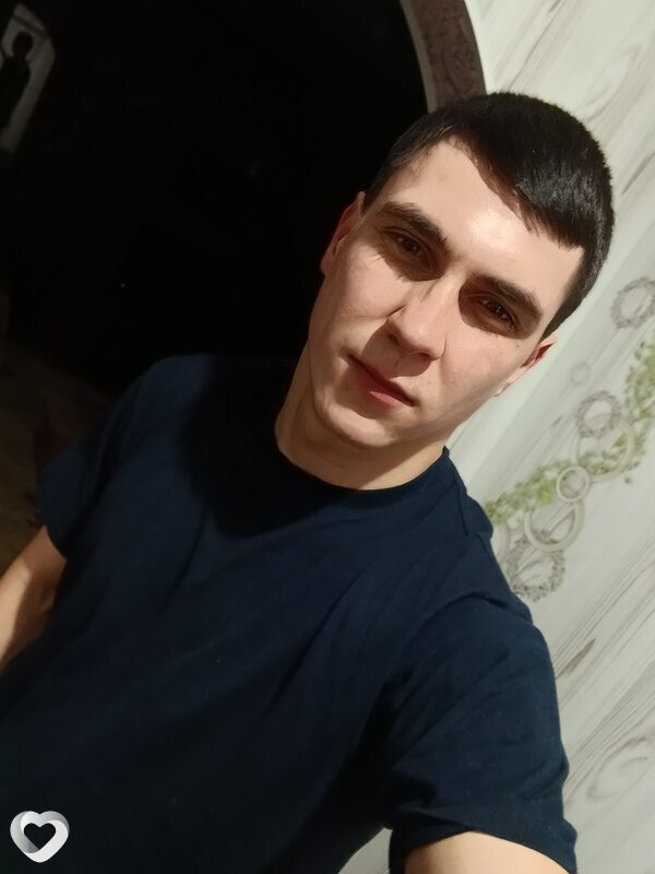 Юрий, 22, Новом Уренгое — анкета №597228