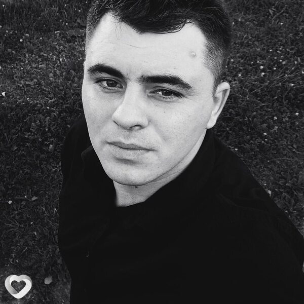 Антон, 28, Сланцах — анкета №598415