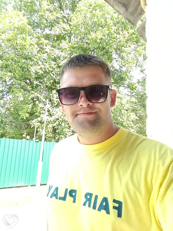 Виталик, 31, Чугуеве — анкета №599078