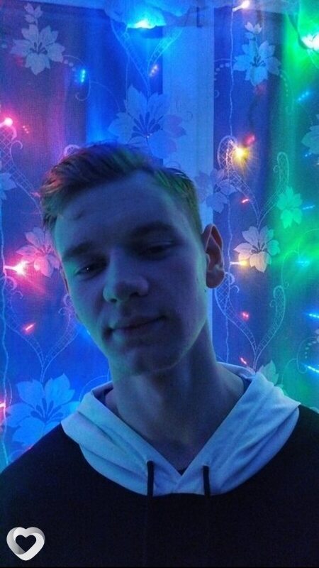 Артем, 21, Добруше — анкета №598972