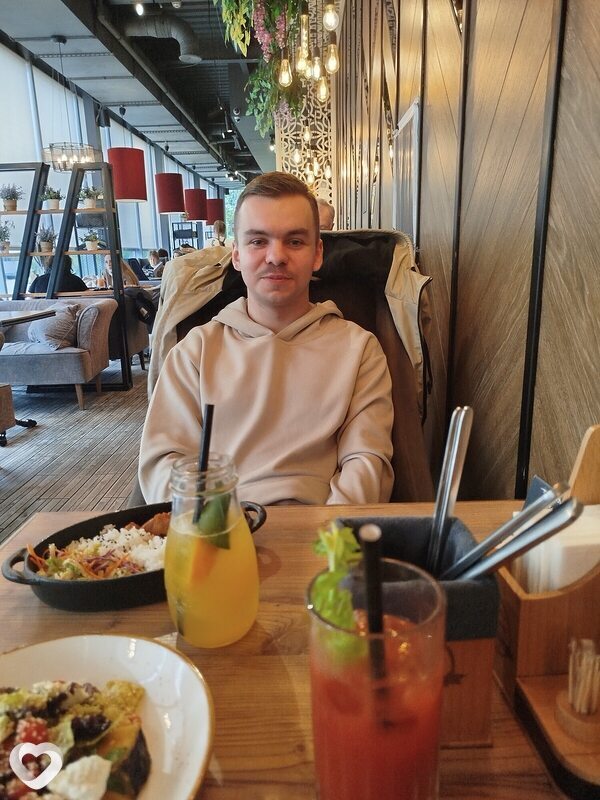 Федор, 26, Санкт-Петербурге — анкета №599022