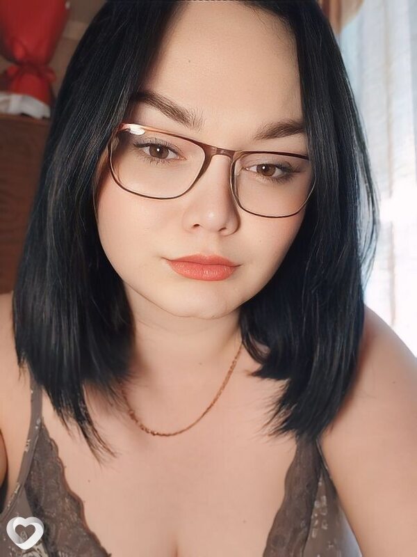 Катюня, 23, Ростове-на-Дону — анкета №598869