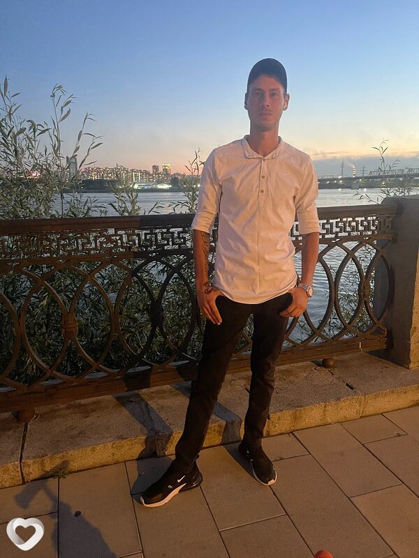 Владислав, 31, Новосибирске — анкета №599042