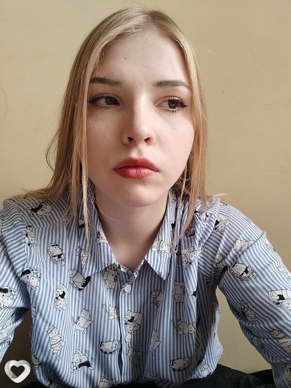 Виктория, 21, Барнауле — анкета №599793