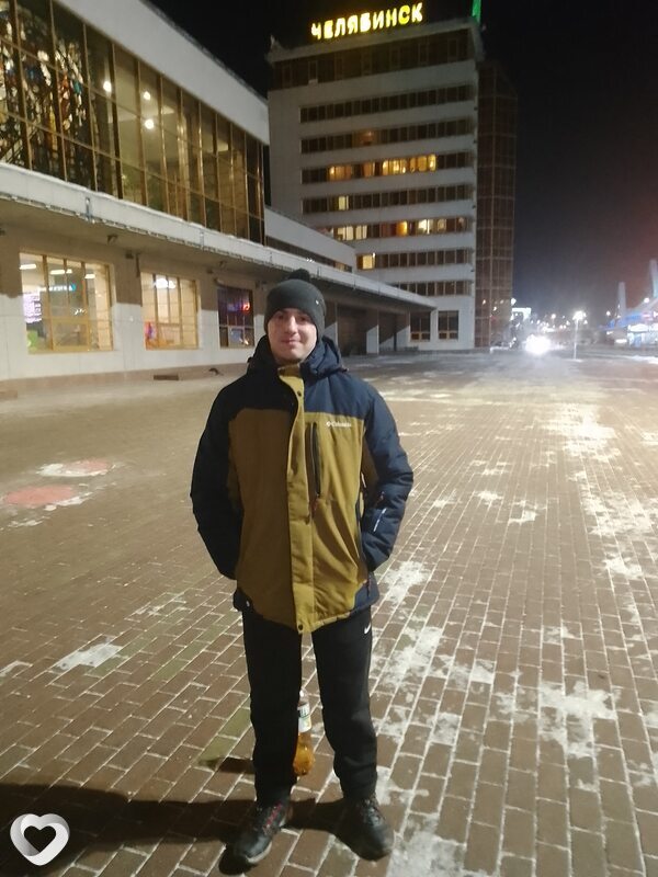 Руслан, 31, Новотроицке — анкета №600084