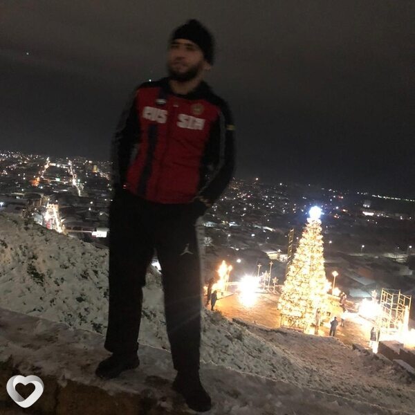 Умар, 32, Сосновом Боре — анкета №600622