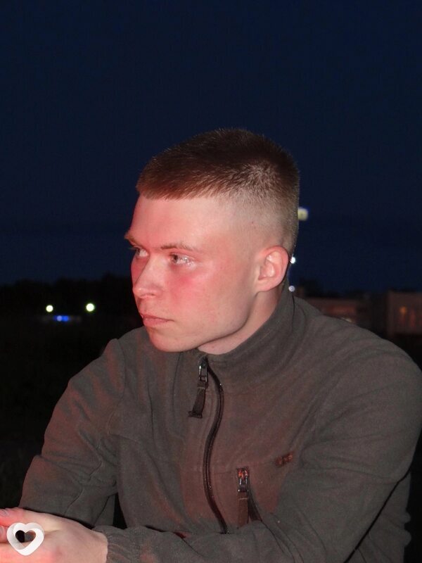 Артём, 21, Владимире — анкета №602249