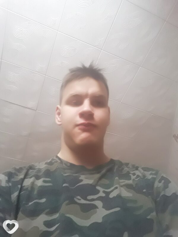 Ерошкин Максим, 23, Лесосибирске — анкета №602185