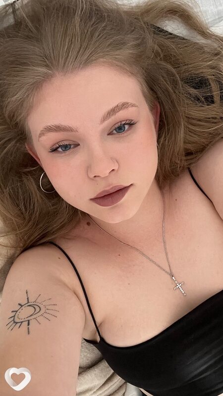 Анна, 21, Бресте — анкета №602359