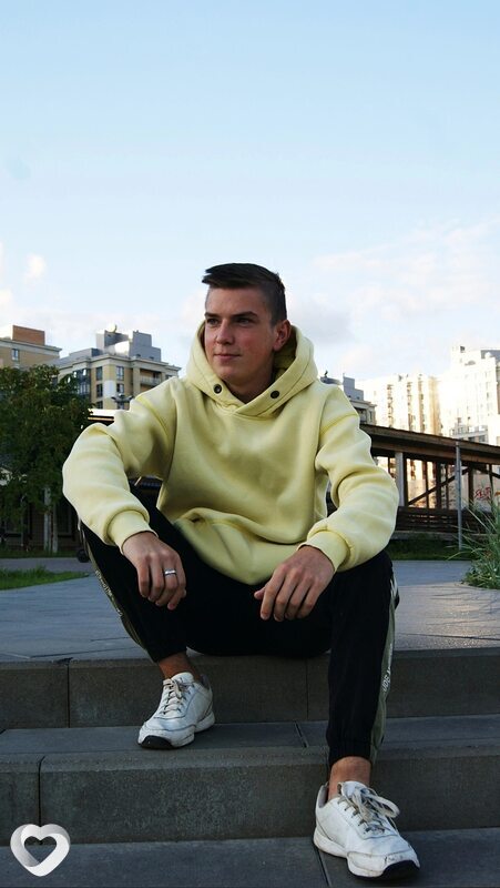 Иван, 22, Санкт-Петербурге — анкета №606075