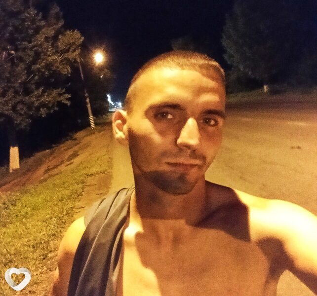 Евгений, 25, Энгельсе — анкета №607410