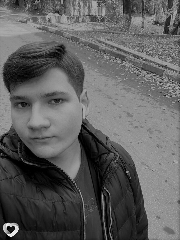 Максим, 25, Саратове — анкета №609687
