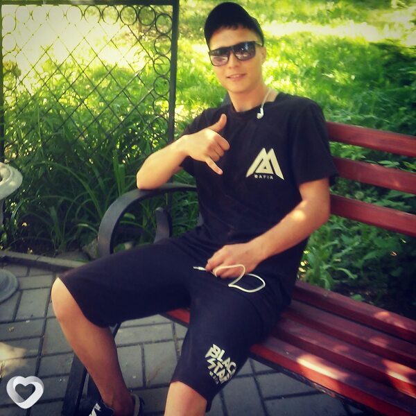 Евгений, 27, Усть-Каменогорск — анкета №610297