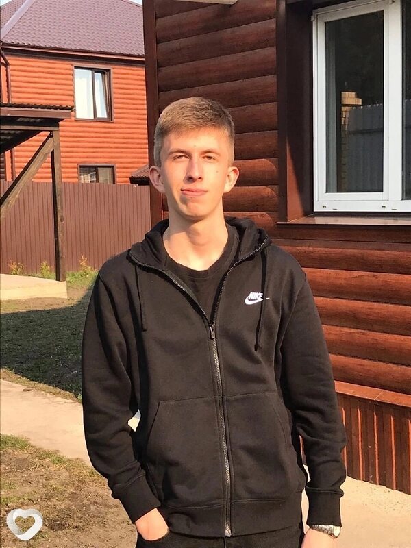 Паша, 23, Москве — анкета №610181