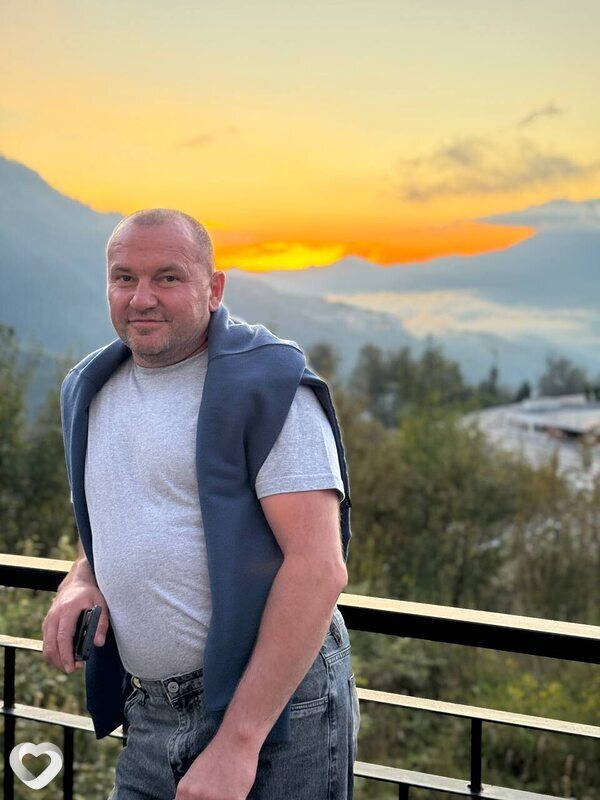 Олег, 48, Нижневартовске — анкета №611371