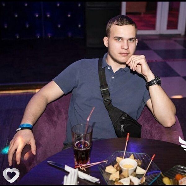 Никита, 22, Москве — анкета №611373
