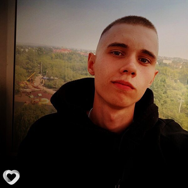 Кирилл, 21, Абакане — анкета №612427