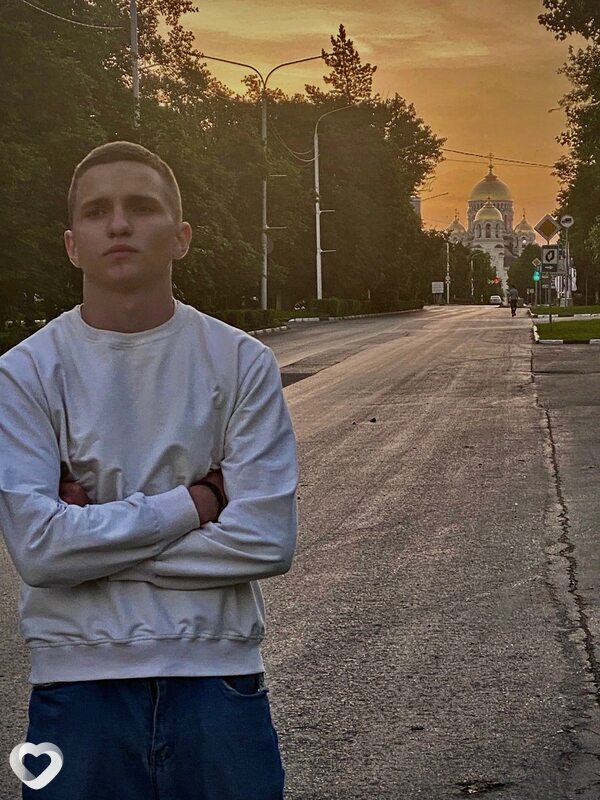 Макар, 21, Гукове — анкета №612773