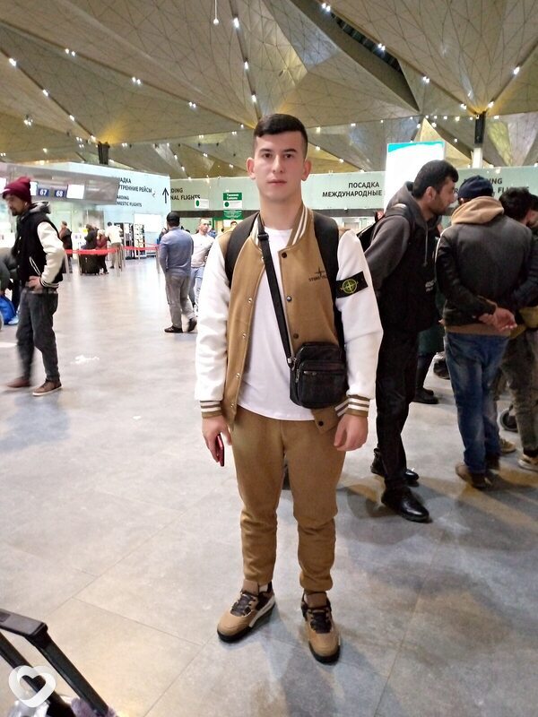 Ильхом, 21, Москве — анкета №613364