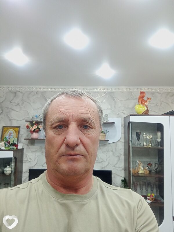 Виктор, Атбасар