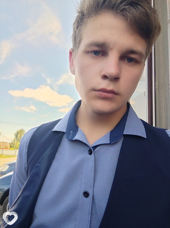 Миша, 21, Горках — анкета №614203