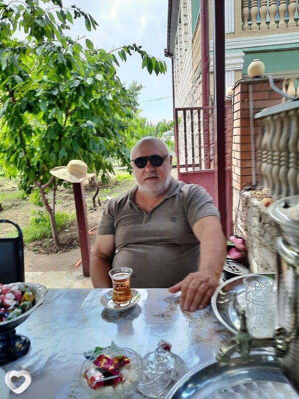 Tahir, Рустави