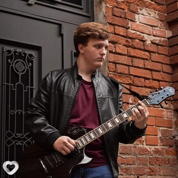 Максим, 22, Москве — анкета №614551