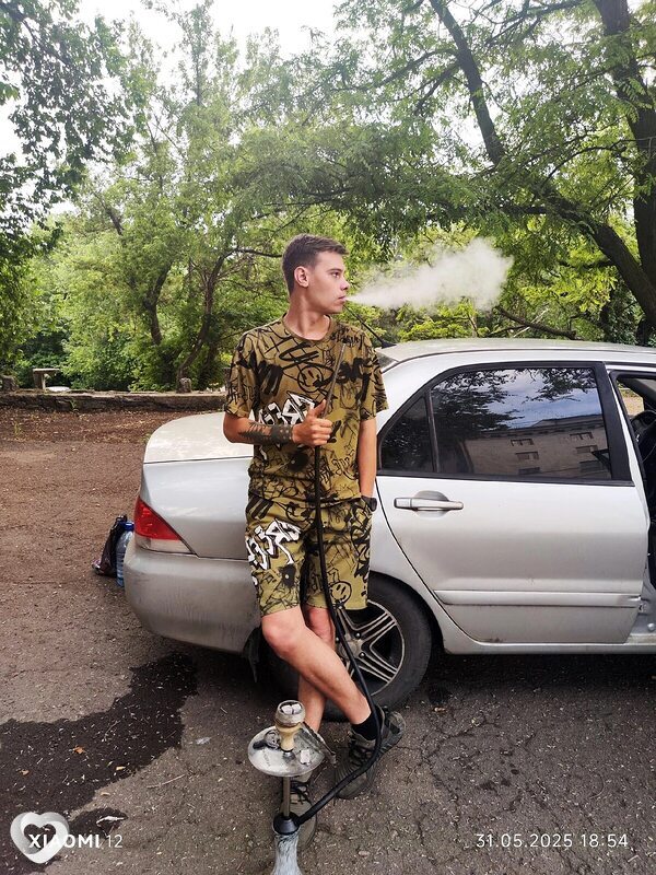Дмитрий, 26, Донецк (Ростовская Обл.) — анкета №615323