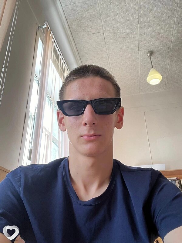 Дмитрий, 20, Москве — анкета №616322