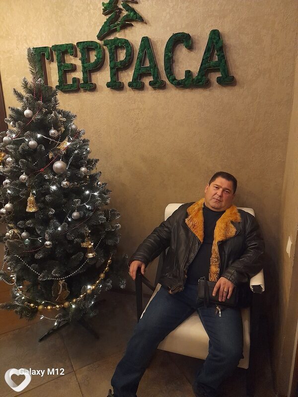 Артём, 45, Луганске — анкета №616464
