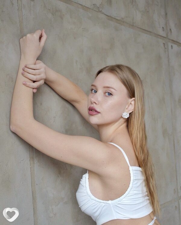 Кристина, 24, Санкт-Петербурге — анкета №617016