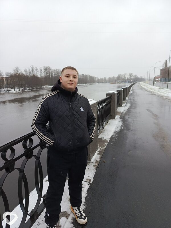 Артём, 23, Санкт-Петербурге — анкета №617034