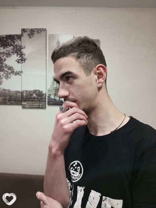 Александр, 27, Кропоткине — анкета №617395