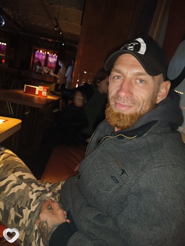Александр, 34, Стаханове — анкета №621191