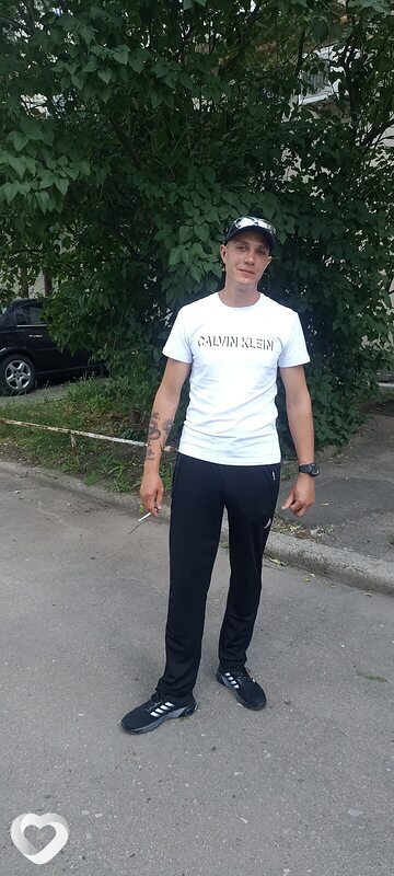 Михаил, 29, Торезе — анкета №621079