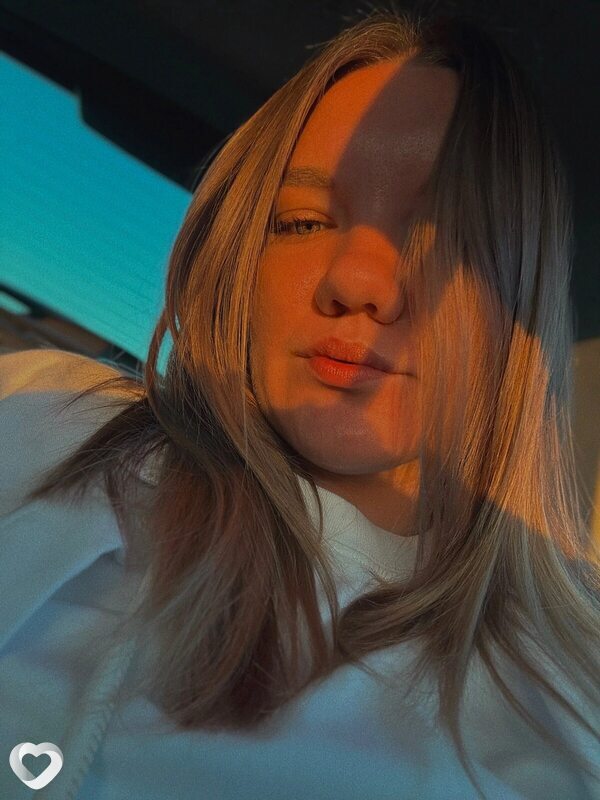 Вика, 27, Абакане — анкета №621463