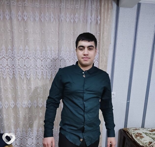 Ринат, 21, Москве — анкета №621494