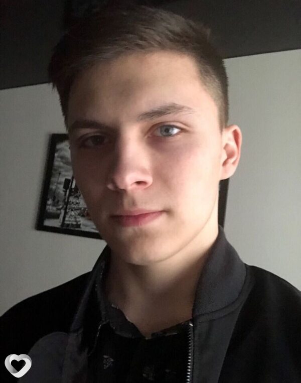 Влад, 20, Москве — анкета №623098