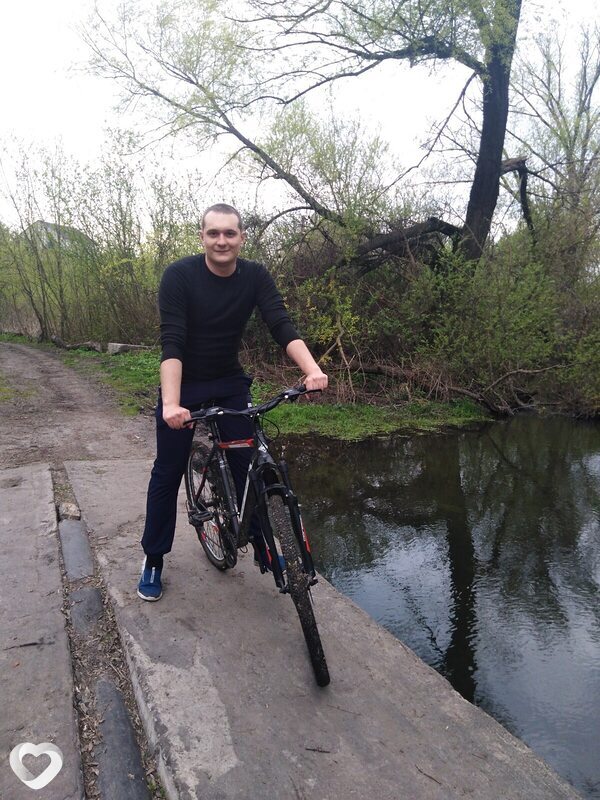 Юра, 31, Губкине — анкета №624620