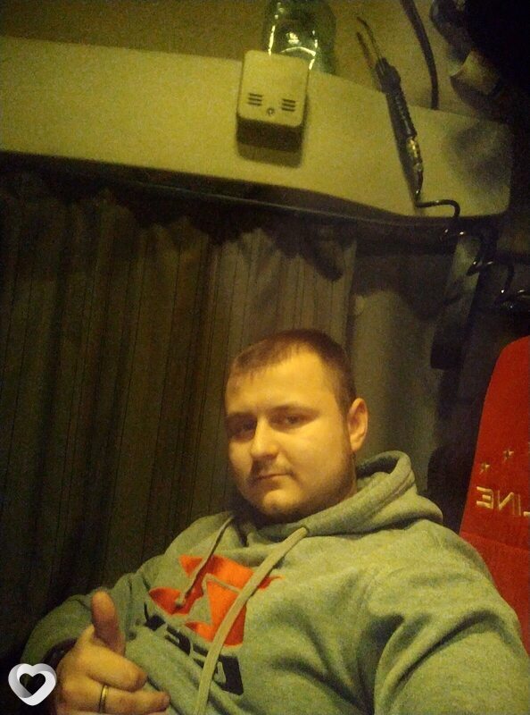 Владислав, 26, Узде — анкета №627491