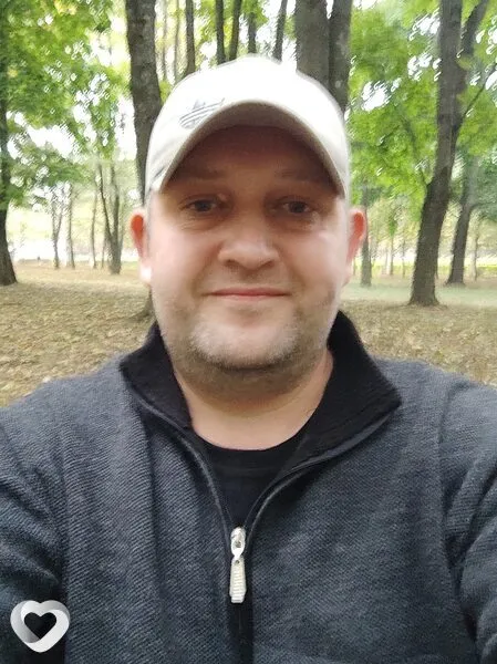 Кирилл, 40, Бобруйске — анкета №9763