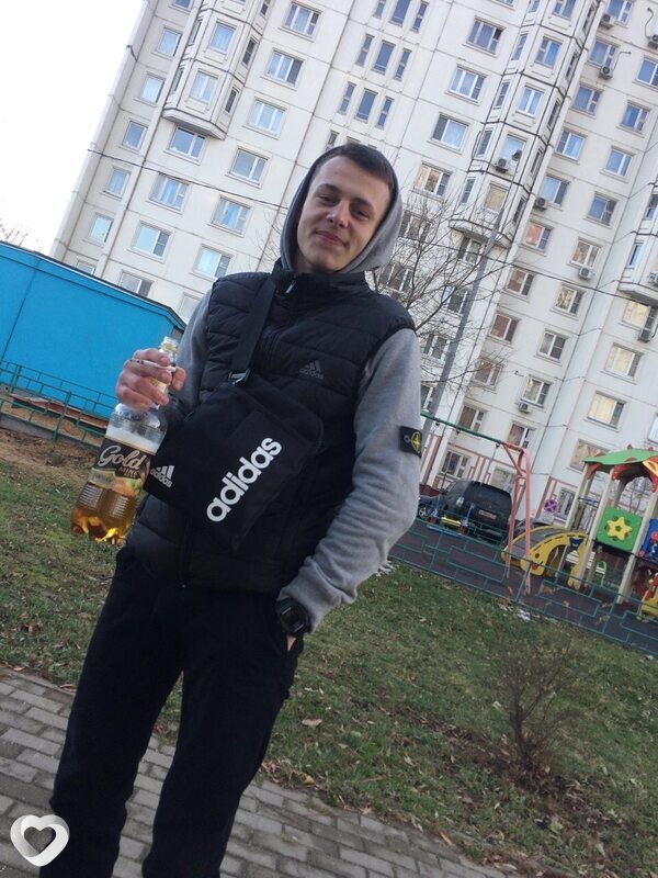 Коля, 23, Москве — анкета №629445
