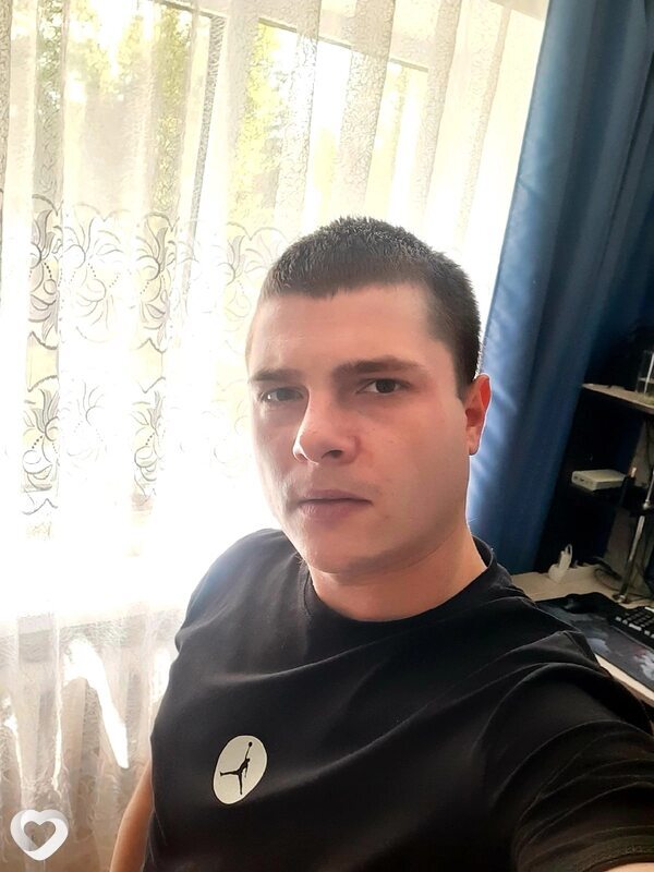 Невский, 33, Новомосковске — анкета №629692
