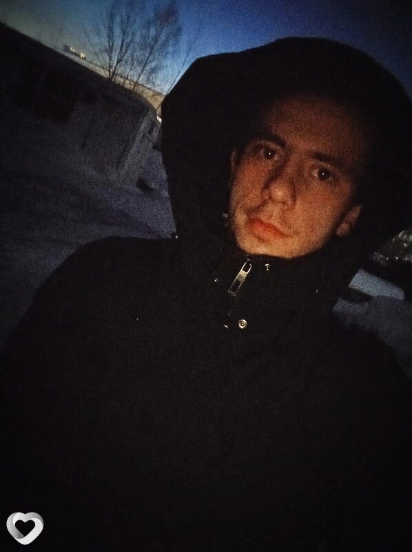 Валера, 23, Новосибирске — анкета №631121