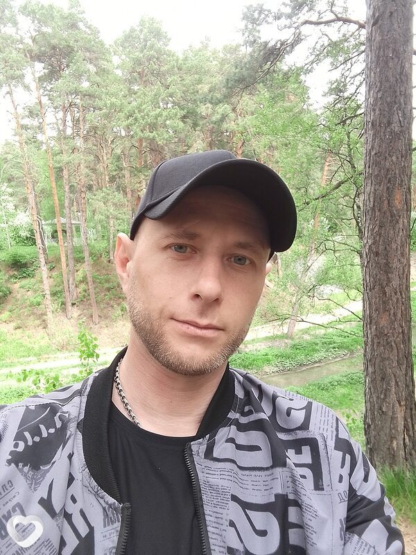 Артём, 39, Омске — анкета №633663