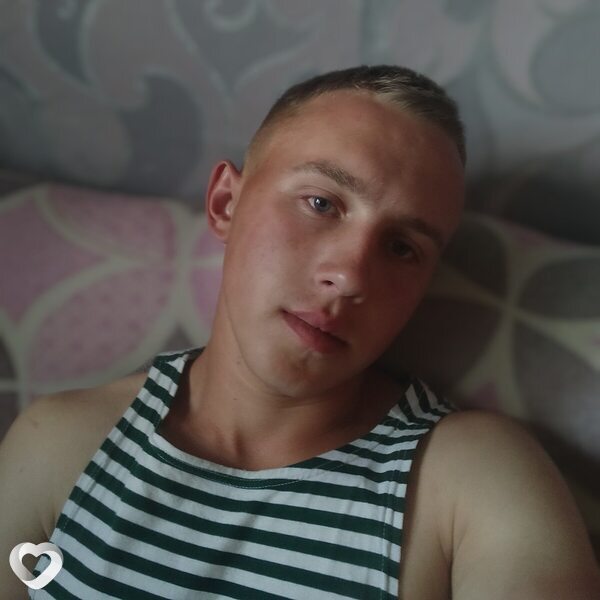 Антон, 26, Витебске — анкета №633374